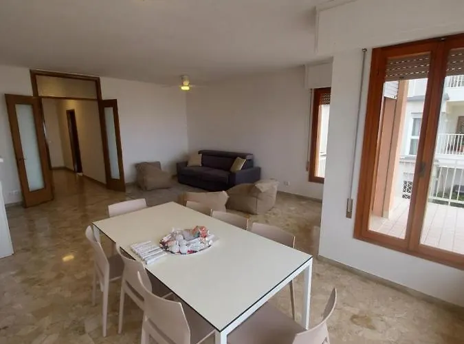 Cismon Apartament *